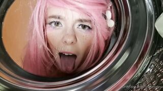 Lina Roselina OH NO... VAST IN FUCK MACHINE