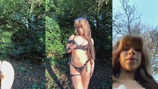 Jackelinuh toont haar sexy lichaam in bikini