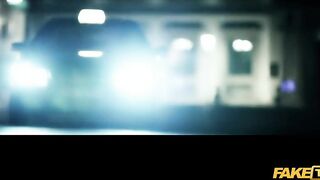 Nayomi Sharp Fake Taxi: Amsterdamse Meid Rijdt Op Gezicht Van Chauffeur Voor Buiten Creampie