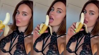 Megan Desaever: Zuigt een Banaan Diep in haar Keel