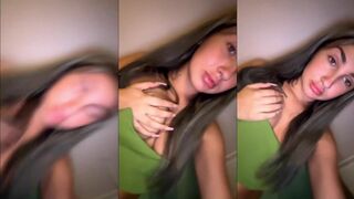 Janeyy_xx: Groene Top Laat Tieten Zien voor Camera