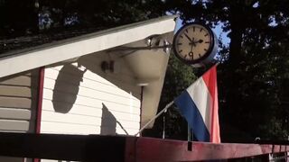 Sacha: Neukt keihard staand dan liggend op het dekentje