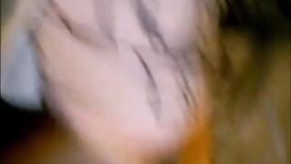 Stoute_Mamma: Laat zich keihard nemen & kijkt de camera strak aan