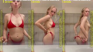 TinyBlonde_: Laat haar kutje zien met een ondeugende glimlach