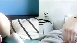 TinyBlonde_: Dit is haar wildste solo met dat paarse ding
